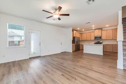 108 Makinaw Road, Hutto, TX 78634 - Photo 6