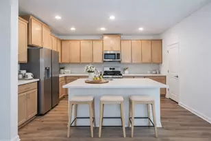 108 Makinaw Rd, Hutto, TX 78634 - Photo 4