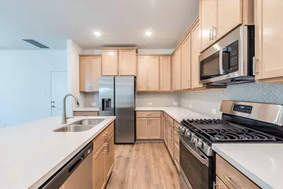 108 Makinaw Road, Hutto, TX 78634 - Photo 4