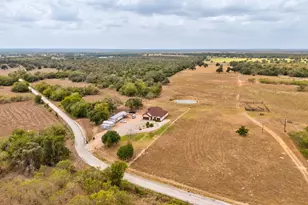 8510 Old Colony Line Rd, Dale, TX 78616 - Photo 32