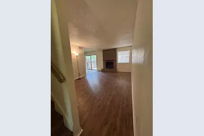 2311 Whitlow Cove, Round Rock, TX 78681 - Photo 2