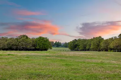 1241 County Road 406, Lexington, TX 78947 - Photo 18