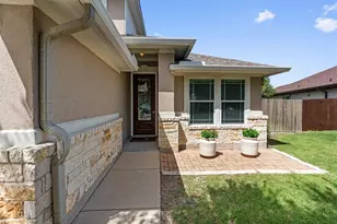 17416 Bridgefarmer Blvd, Pflugerville, TX 78660 - Photo 2