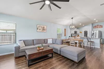 17416 Bridgefarmer Boulevard, Pflugerville, TX 78660 - Photo 12