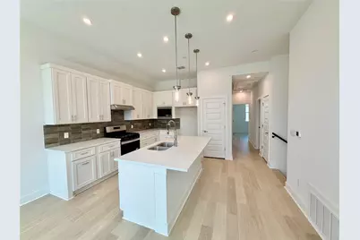 200 W 56th Street #8101, Austin, TX 78751 - Photo 30