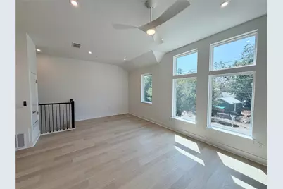 200 W 56th Street #8101, Austin, TX 78751 - Photo 28