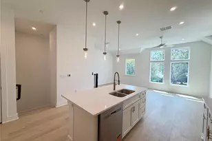 200 W 56th St, Austin, TX 78751 - Photo 16