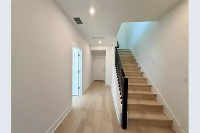 200 W 56th Street #8101, Austin, TX 78751 - Photo 6