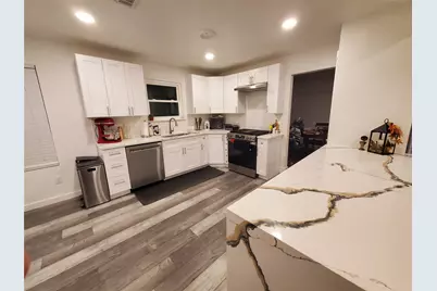 11702 Tanglebriar Trail, Austin, TX 78750 - Photo 10