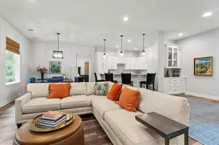 110 W Keamuku Ct, Bastrop, TX 78602 - Photo 12