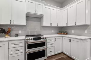 110 W Keamuku Ct, Bastrop, TX 78602 - Photo 14