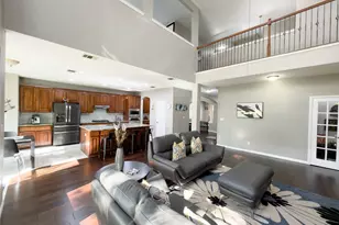 10012 Royal New Kent Dr, Austin, TX 78717 - Photo 14