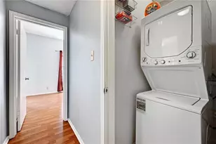 203 E 31st St, Austin, TX 78705 - Photo 8