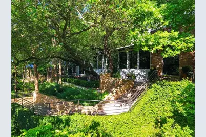 2406 Pemberton Parkway, Austin, TX 78703 - Photo 40