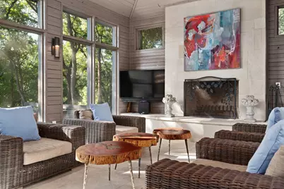 2406 Pemberton Parkway, Austin, TX 78703 - Photo 14