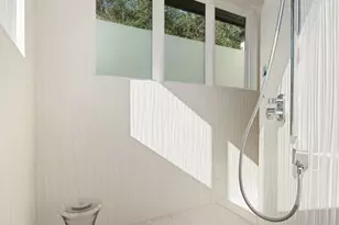 2406 Pemberton Pkwy, Austin, TX 78703 - Photo 22