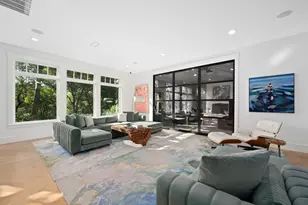 2406 Pemberton Pkwy, Austin, TX 78703 - Photo 8