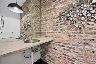 2406 Pemberton Pkwy, Austin, TX 78703 - Photo 30