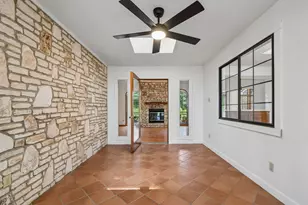 302 Mesa Dr, Wimberley, TX 78676 - Photo 28