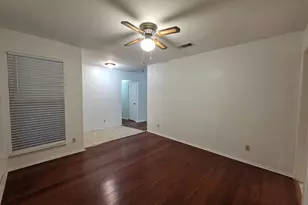 10909 Hillside Oak Ln, Austin, TX 78750 - Photo 4
