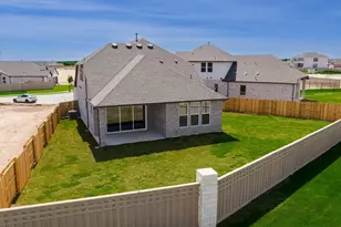 227 Kingswood Dr, Bastrop, TX 78602 - Photo 22