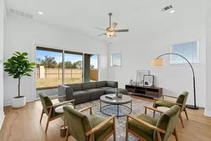 227 Kingswood Dr, Bastrop, TX 78602 - Photo 4