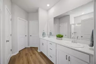 904 View Dr, Georgetown, TX 78628 - Photo 14