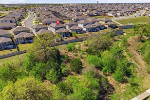 904 View Dr, Georgetown, TX 78628 - Photo 32