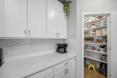 904 View Drive, Georgetown, TX 78628 - Photo 10