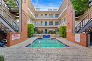 106 E 30th St, Austin, TX 78705 - Photo 2