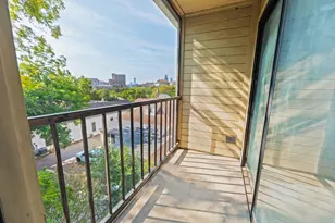 106 E 30th St, Austin, TX 78705 - Photo 36