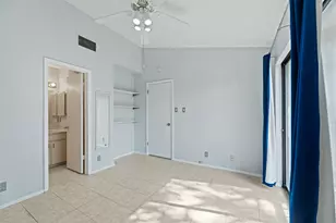 106 E 30th St, Austin, TX 78705 - Photo 18
