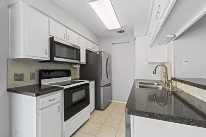 106 E 30th Street #308, Austin, TX 78705 - Photo 14