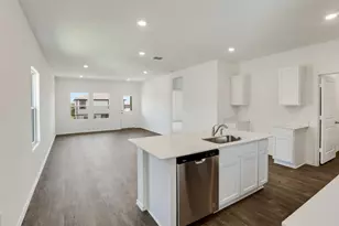 12110 Pike Bnd, Mustang Ridge, TX 78610 - Photo 4