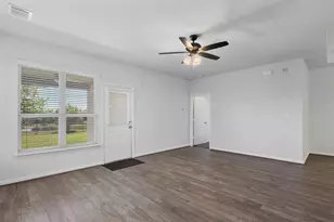 497 Esperanza Dr, Buda, TX 78610 - Photo 24