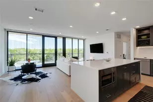 1600 S 1st St, Austin, TX 78704 - Photo 4