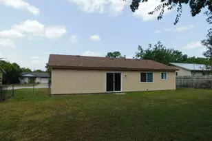 1902 Aberdeen Dr, Round Rock, TX 78664 - Photo 4