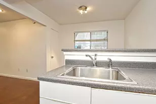 604 Franklin Blvd, Austin, TX 78751 - Photo 10