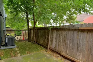 604 Franklin Blvd, Austin, TX 78751 - Photo 16