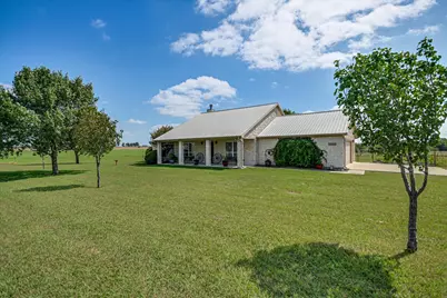 1465 County Road 436, Thrall, TX 76578 - Photo 2