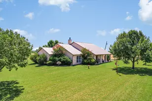 1465 Co Rd 436, Thrall, TX 76578 - Photo 22