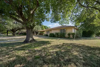 1615 Park Lane, Georgetown, TX 78628 - Photo 2