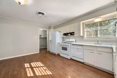 1615 Park Lane, Georgetown, TX 78628 - Photo 10