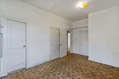 1104 E Umlang Street, Thorndale, TX 76577 - Photo 20