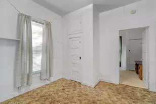 1104 E Umlang St, Thorndale, TX 76577 - Photo 12