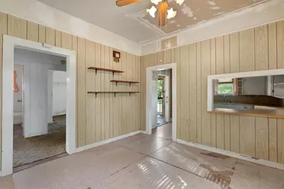 1104 E Umlang Street, Thorndale, TX 76577 - Photo 18