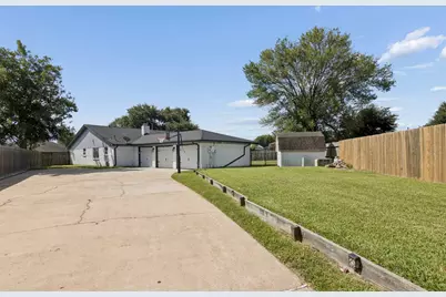 2418 Lufkin Lane, Deer Park, TX 77536 - Photo 20