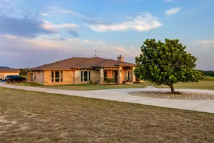 209 Stone House Dr, Liberty Hill, TX 78642 - Photo 36