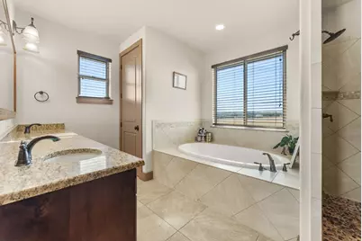 209 Stonehouse Drive, Liberty Hill, TX 78642 - Photo 20