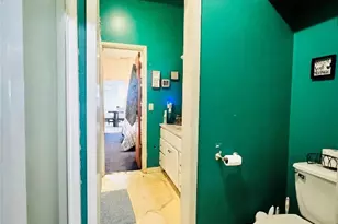 313 S Nolan Ave, Cameron, TX 76520 - Photo 10